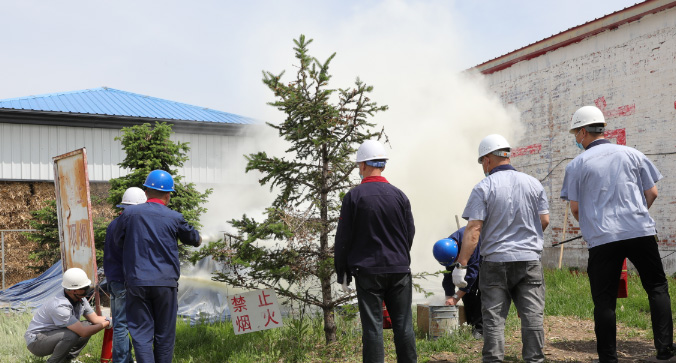 海倫市利民萬(wàn)佳鍋爐開(kāi)展政企聯(lián)動(dòng)安全生產(chǎn)應(yīng)急演練活動(dòng) 海倫市利民萬(wàn)佳鍋爐開(kāi)展政企聯(lián)動(dòng)安全生產(chǎn)應(yīng)急演練活動(dòng)